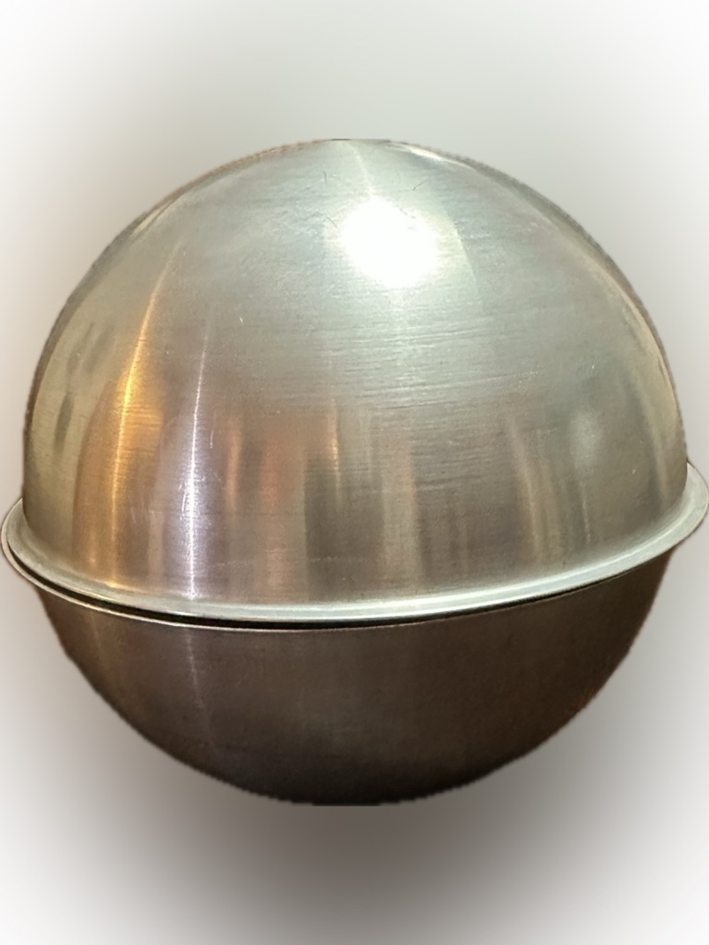 ROUND BALL SPHERE CAKE PAN MOLD METAL 6 3/8”!PARTY BASEBALL SOFTBALL BASKETBALL